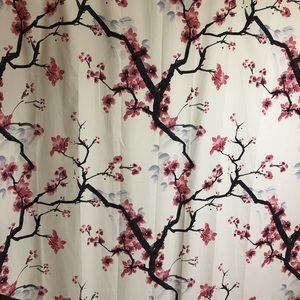 Shower curtain and coordinating bath mat